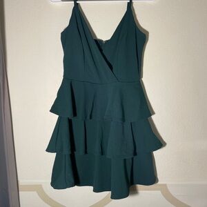🔥Trixxi Elegant Green Tiered Dress - Size S